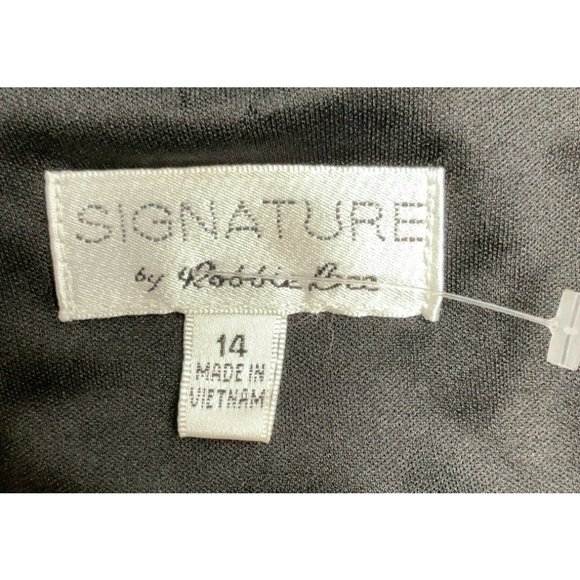 Signature by Robbie Bee Women's Dress - Picture 3 of 4